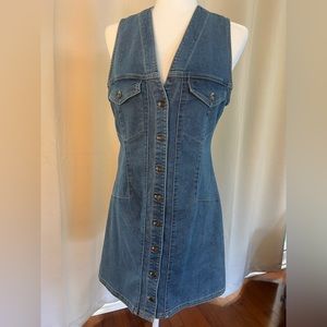 Free People denim dress… SO CUTE! Size 8